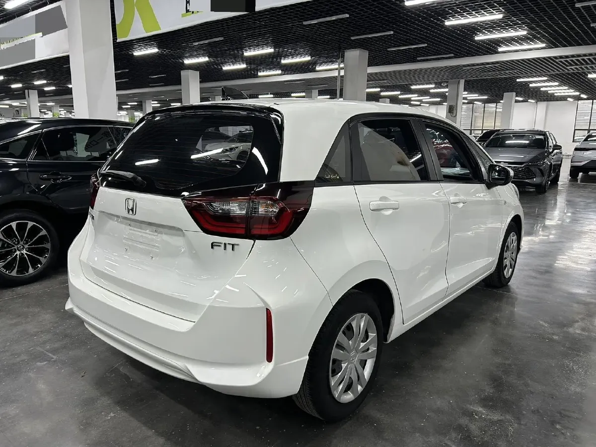 2023 Honda Fit 1.5L 124HP L4 CVT,autocango,china used car exporter,china ev exporter,chinese used car exporter,chinese used ev exporter