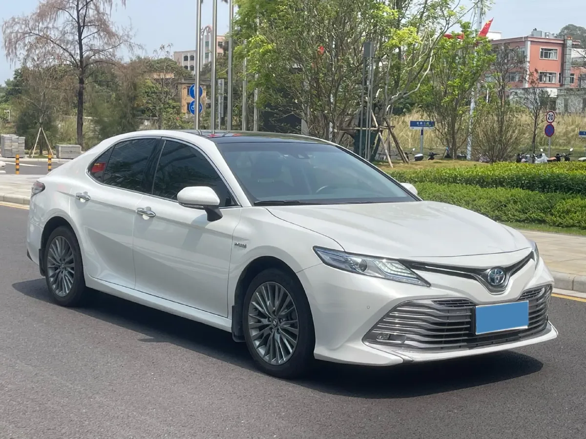 2018 Toyota Camry 2.5L 178HP L4 E-CVT Hybrid,autocango,china used car exporter,china ev exporter,chinese used car exporter,chinese used ev exporter