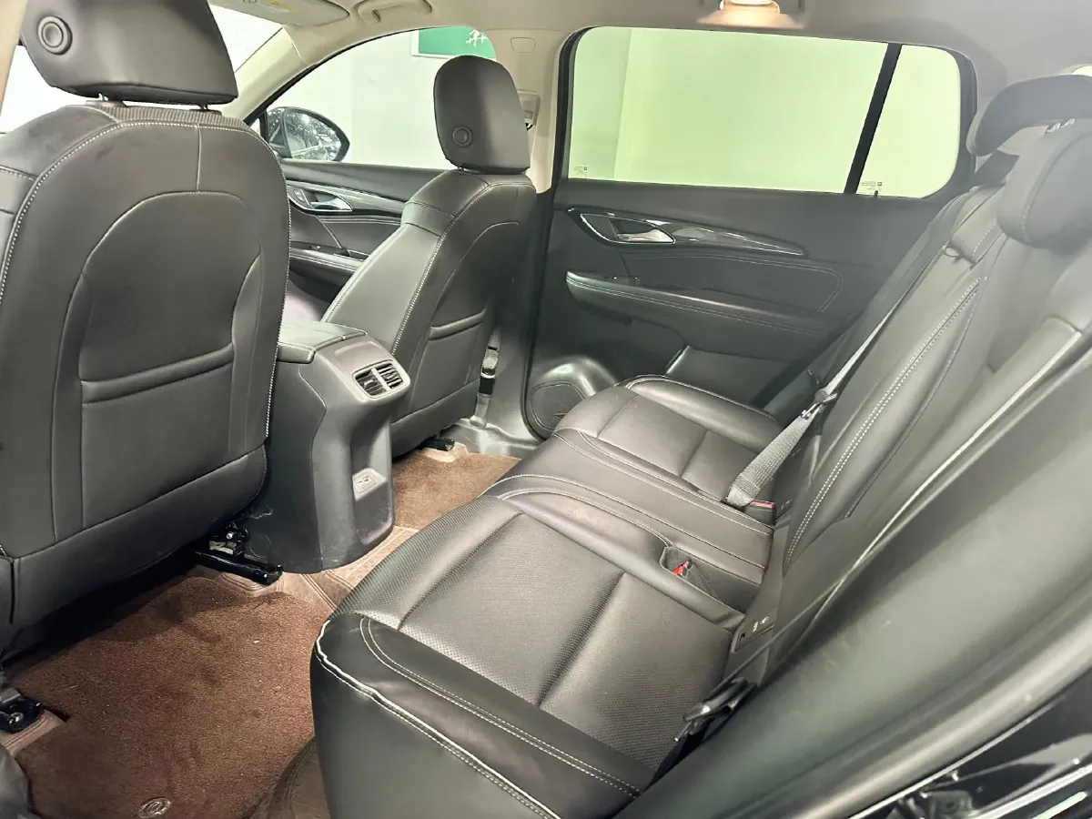 2022 Buick EnvisionPlus 2.0T 237HP L4 9AT,autocango,china used car exporter,china ev exporter,chinese used car exporter,chinese used ev exporter