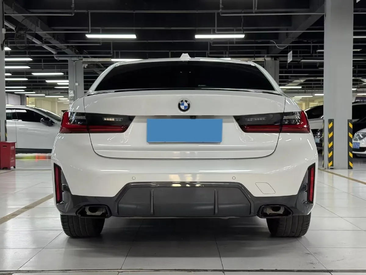 2024 BMW 3 Series 2.0T 184HP L4 8AT,autocango,china used car exporter,china ev exporter,chinese used car exporter,chinese used ev exporter