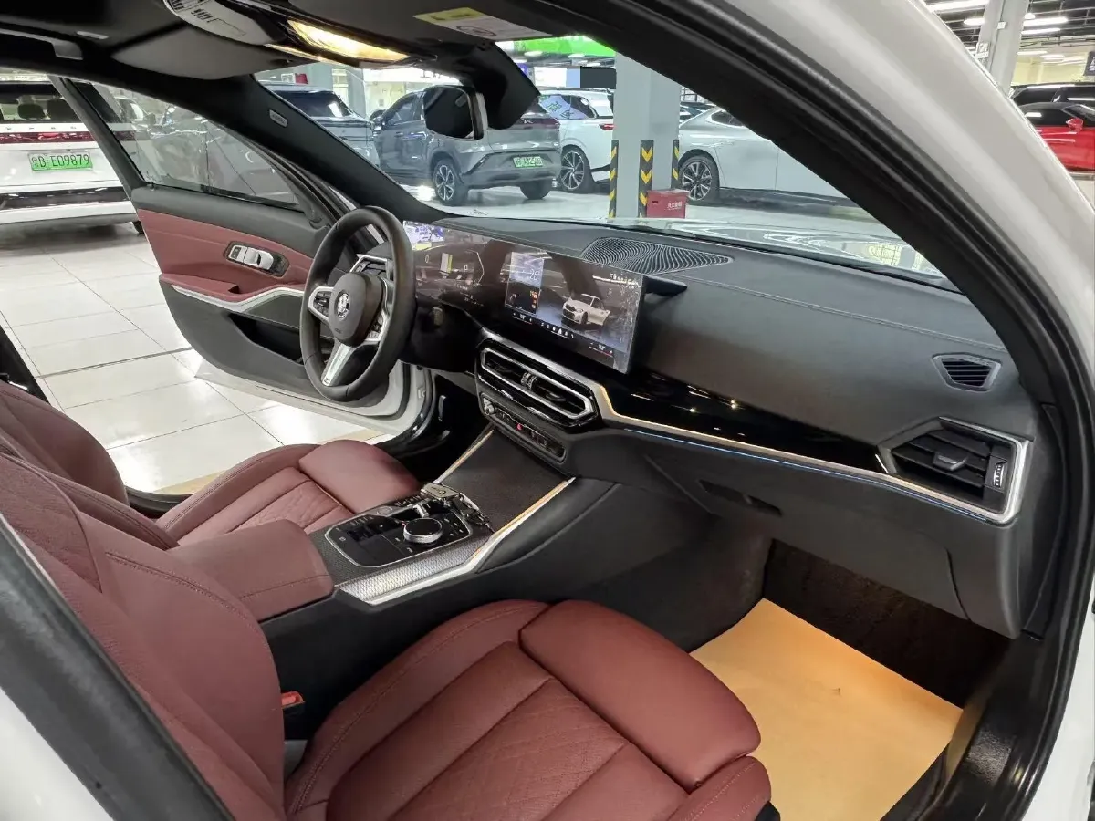 2024 BMW 3 Series 2.0T 184HP L4 8AT,autocango,china used car exporter,china ev exporter,chinese used car exporter,chinese used ev exporter