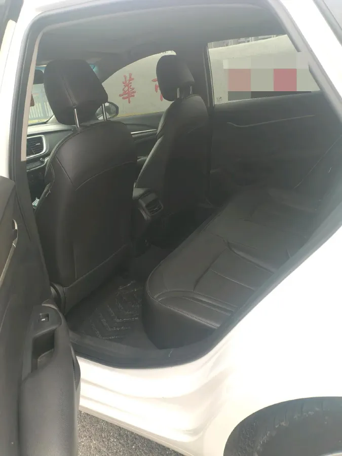 2021 Buick Excelle 1.5L 113HP L4 6AT,autocango,china used car exporter,china ev exporter,chinese used car exporter,chinese used ev exporter