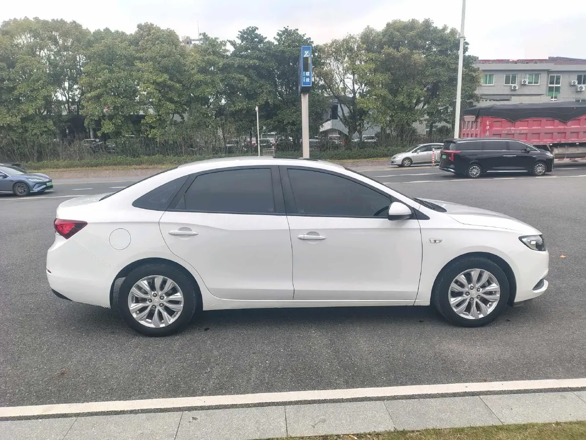 2021 Buick Excelle 1.5L 113HP L4 6AT,autocango,china used car exporter,china ev exporter,chinese used car exporter,chinese used ev exporter