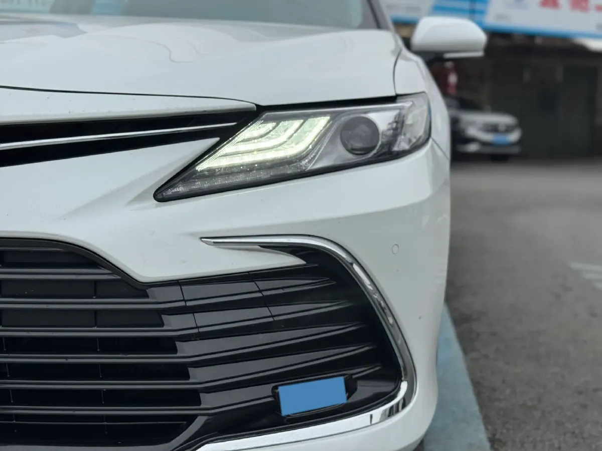 2023 Toyota Camry 2.5L 178HP L4 E-CVT Hybrid,autocango,china used car exporter,china ev exporter,chinese used car exporter,chinese used ev exporter