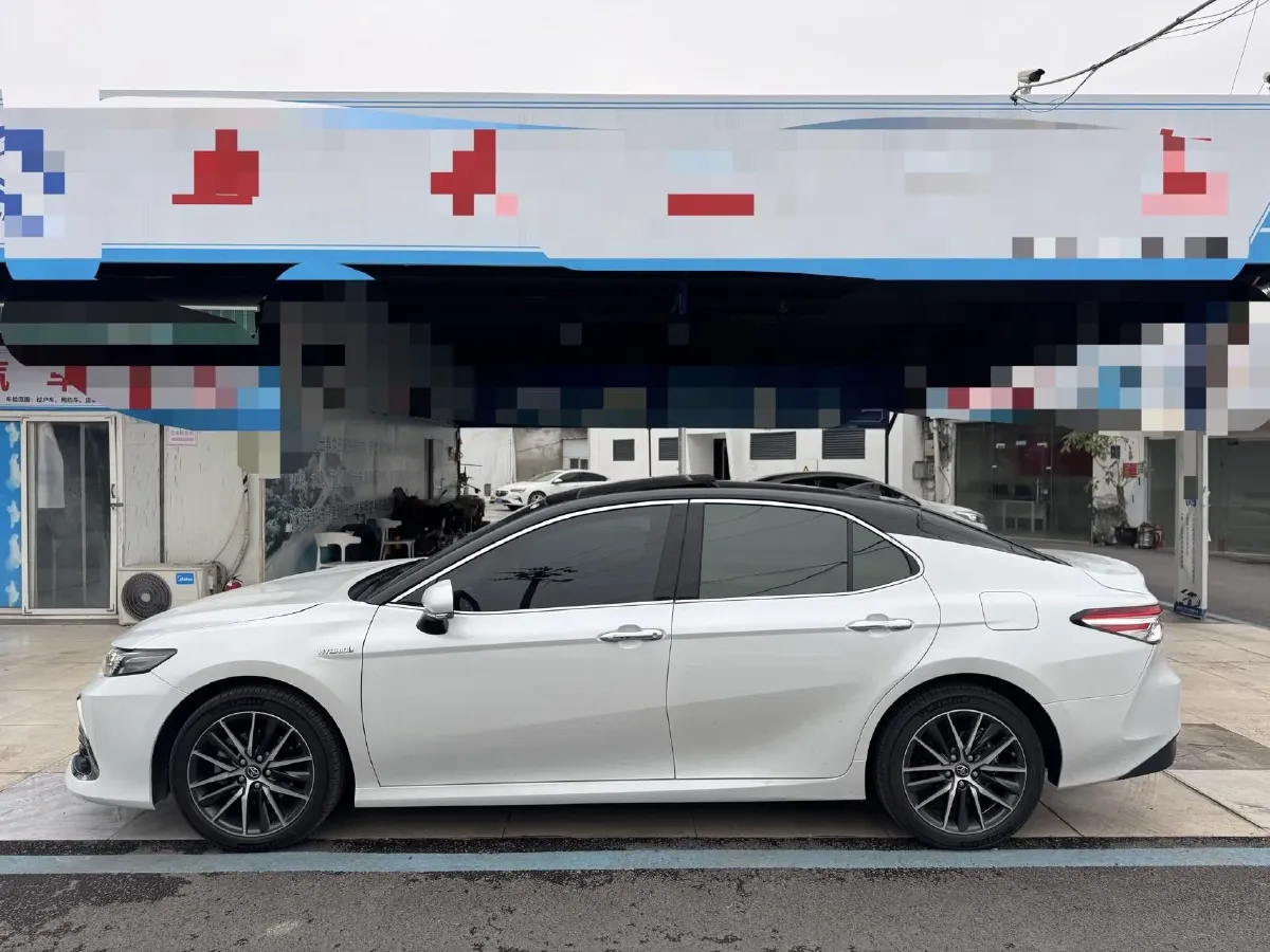 2023 Toyota Camry 2.5L 178HP L4 E-CVT Hybrid,autocango,china used car exporter,china ev exporter,chinese used car exporter,chinese used ev exporter