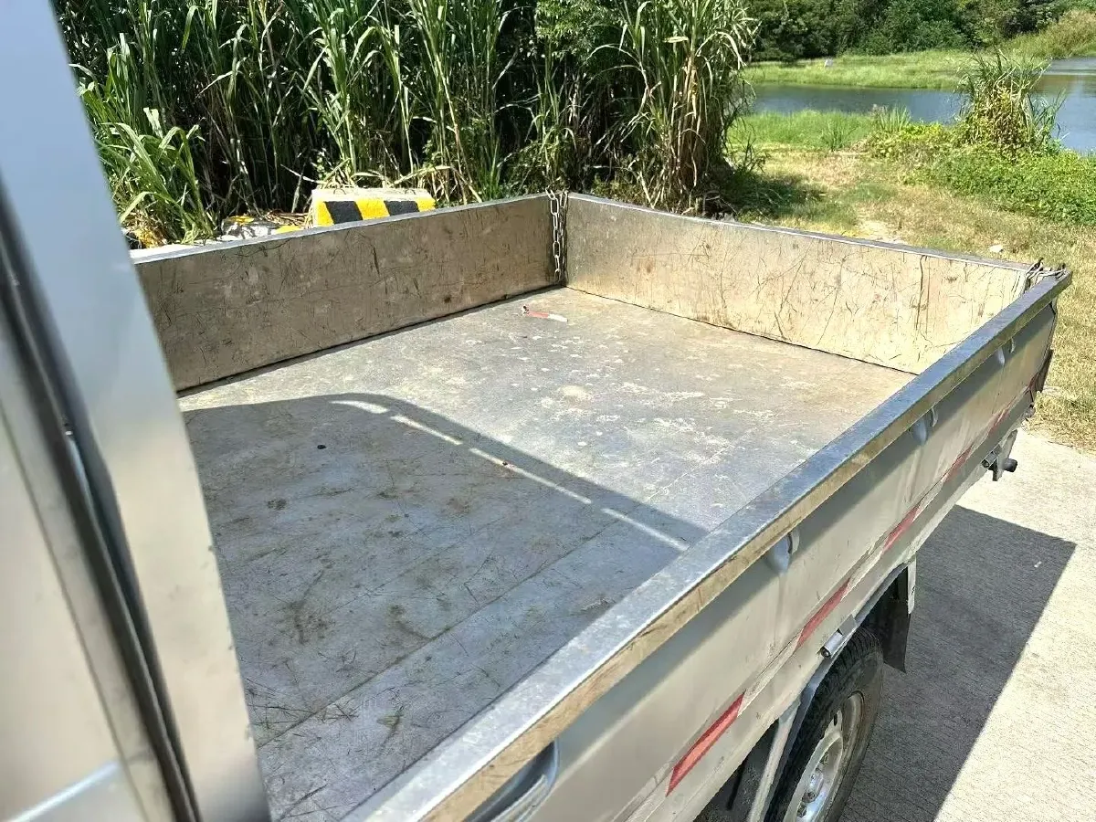 2021 WuLing RongGuang Mini Truck 1.5L 99HP L4 5MT,autocango,china used car exporter,china ev exporter,chinese used car exporter,chinese used ev exporter