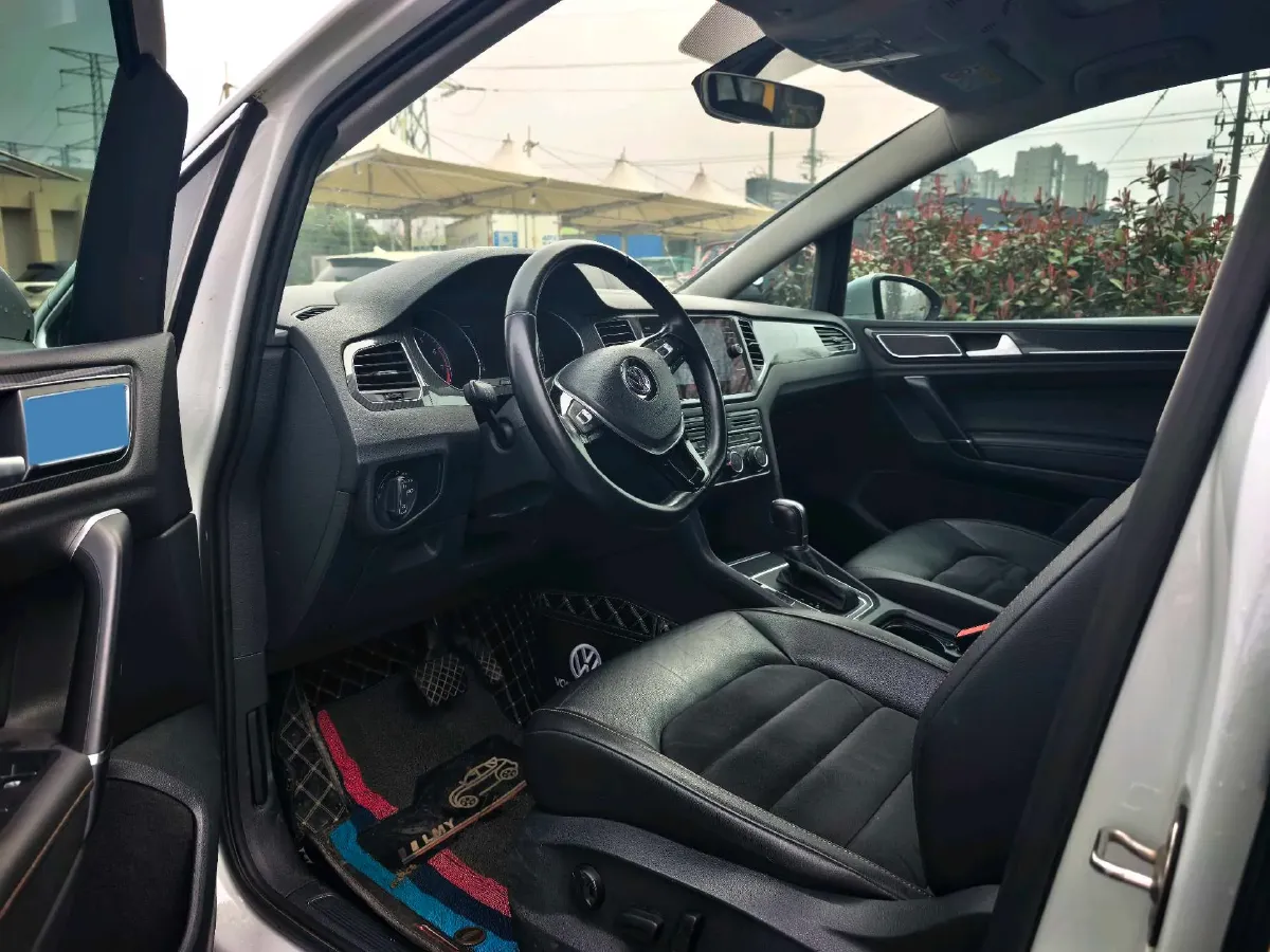 2018 Volkswagen Golf Sportsvan 1.4T 131HP L4 7DCT,autocango,china used car exporter,china ev exporter,chinese used car exporter,chinese used ev exporter