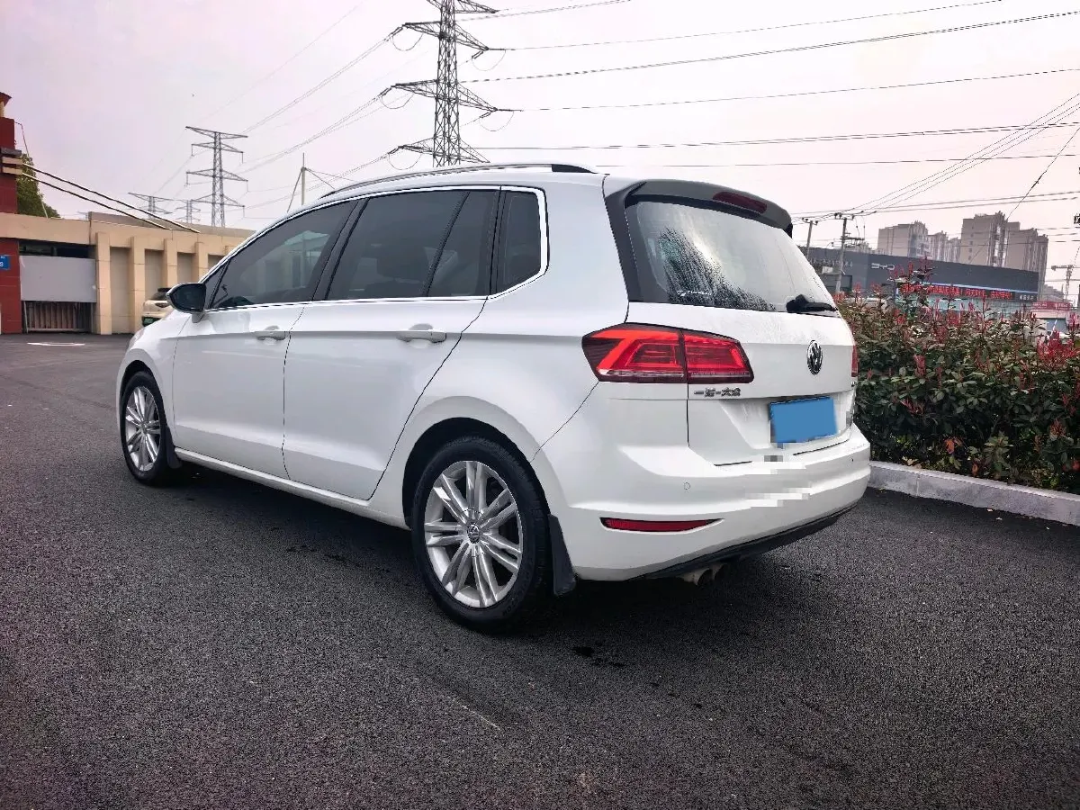 2018 Volkswagen Golf Sportsvan 1.4T 131HP L4 7DCT,autocango,china used car exporter,china ev exporter,chinese used car exporter,chinese used ev exporter