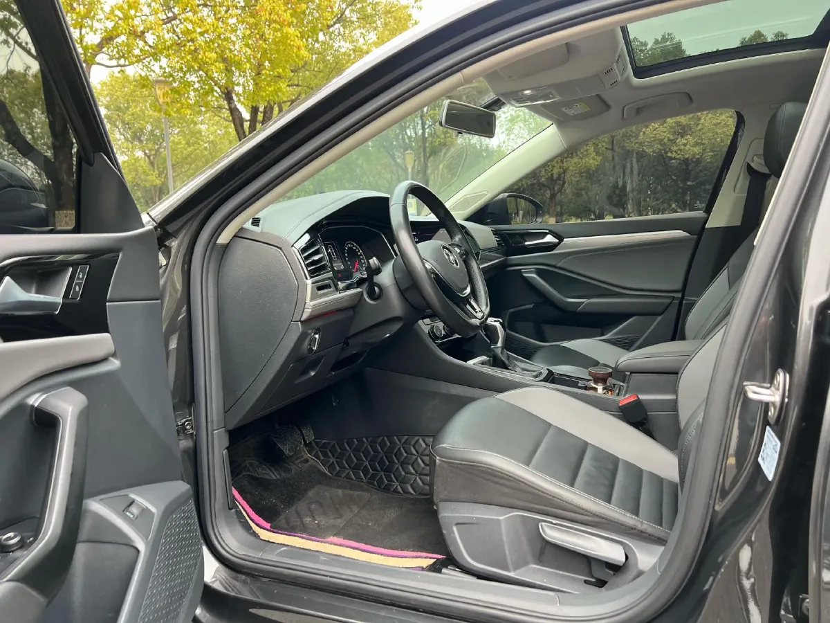 2022 Volkswagen Sagitar 1.4T 150HP L4 7DCT,autocango,china used car exporter,china ev exporter,chinese used car exporter,chinese used ev exporter