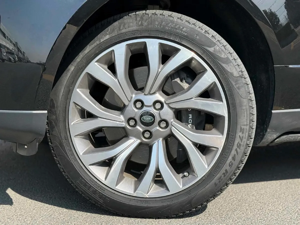 2021 Land Rover Range Rover 3.0T 400HP L6 8AT,autocango,china used car exporter,china ev exporter,chinese used car exporter,chinese used ev exporter