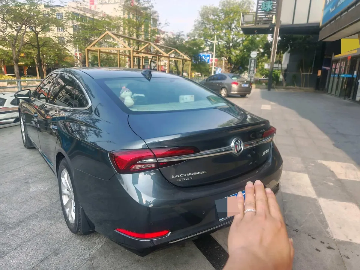 2022 Buick Larcosse 1.5T 169HP L4 9AT,autocango,china used car exporter,china ev exporter,chinese used car exporter,chinese used ev exporter