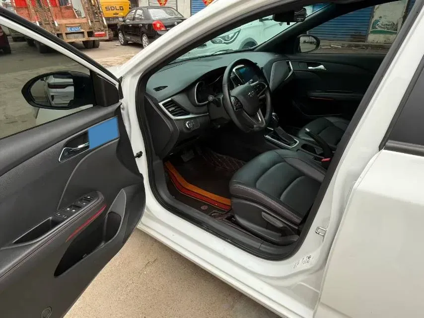 2022 Chevrolet Monza 1.3T 163HP L3 6AT,autocango,china used car exporter,china ev exporter,chinese used car exporter,chinese used ev exporter