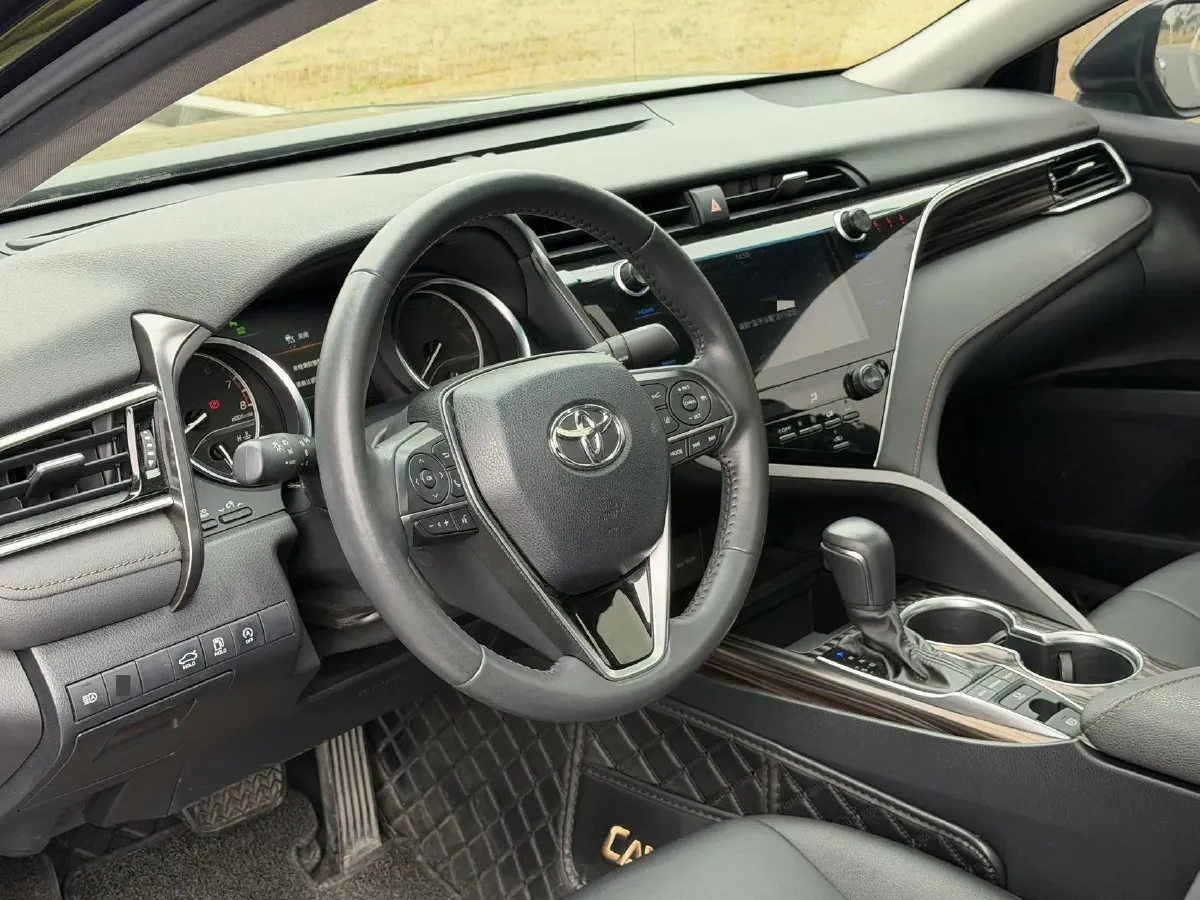2019 Toyota Camry 2.5L 209HP L4 8AT,autocango,china used car exporter,china ev exporter,chinese used car exporter,chinese used ev exporter
