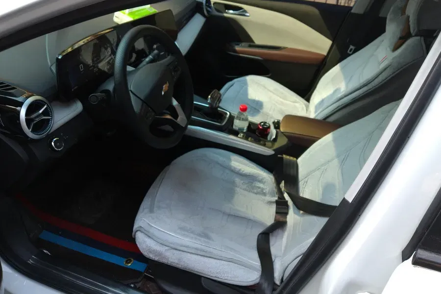 2024 Chevrolet Monza 1.5L 113HP L4 6DCT,autocango,china used car exporter,china ev exporter,chinese used car exporter,chinese used ev exporter