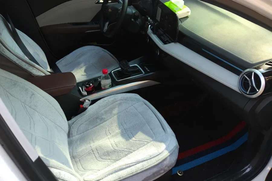 2024 Chevrolet Monza 1.5L 113HP L4 6DCT,autocango,china used car exporter,china ev exporter,chinese used car exporter,chinese used ev exporter