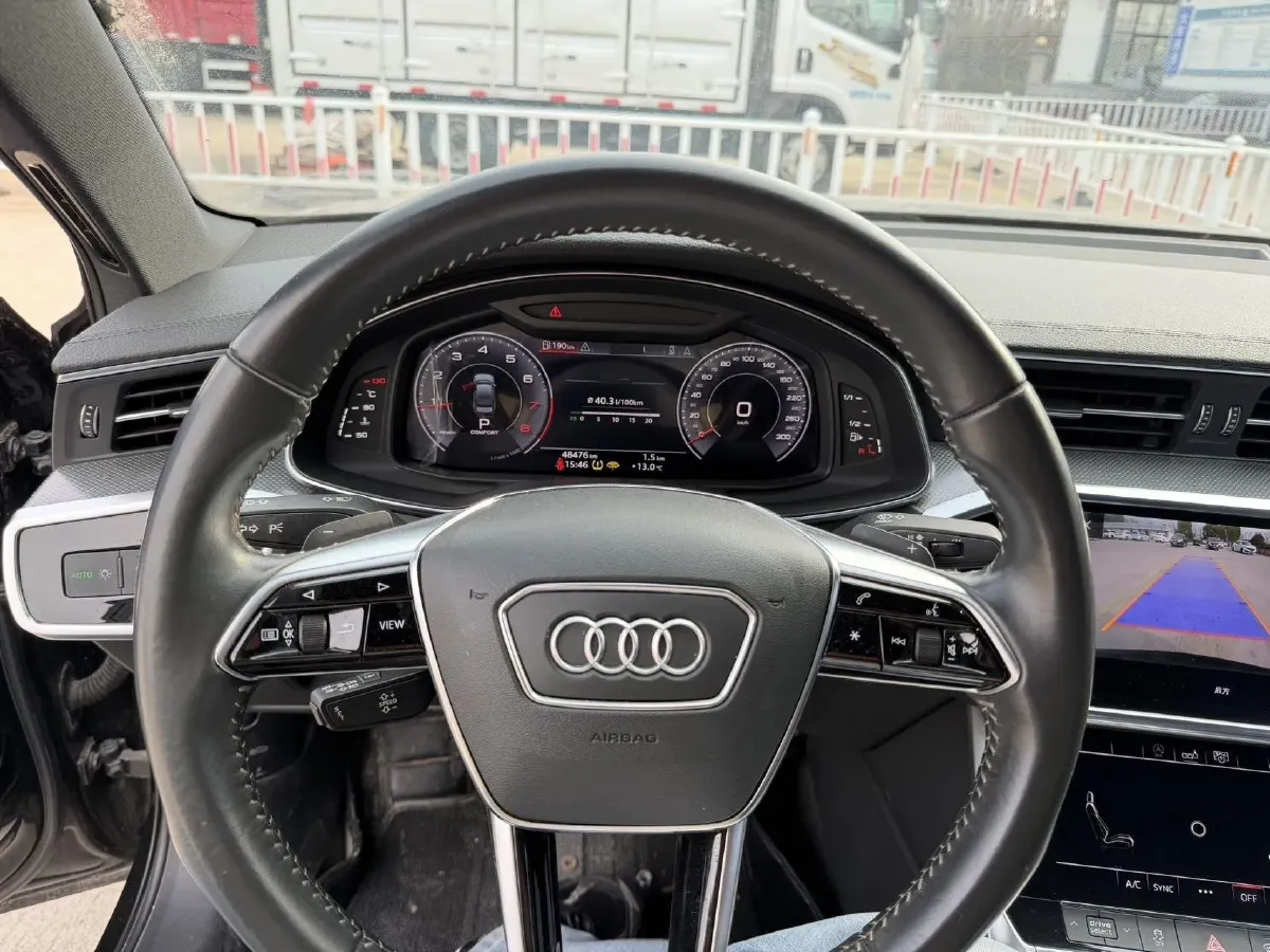 2020 Audi A6L 2.0T 224HP L4 7DCT,autocango,china used car exporter,china ev exporter,chinese used car exporter,chinese used ev exporter