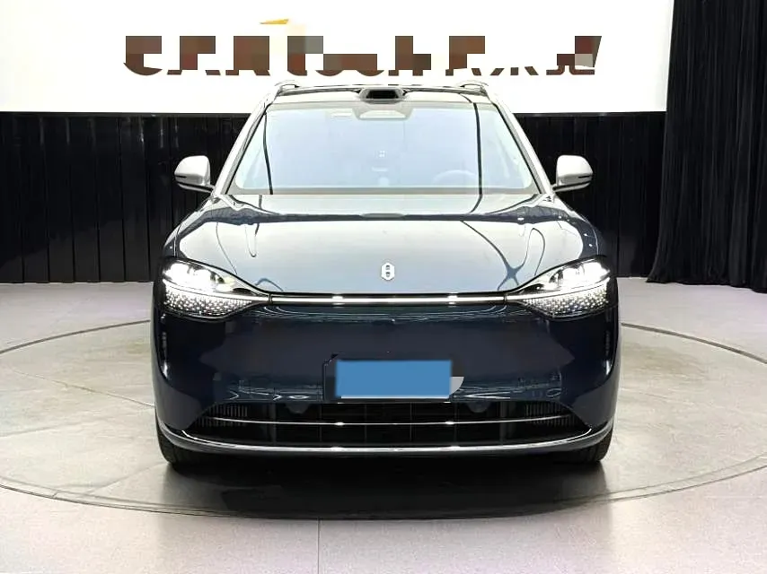 2024 AITO AITO M9 1.5T 152HP L4 REEV 42KWH,autocango,china used car exporter,china ev exporter,chinese used car exporter,chinese used ev exporter
