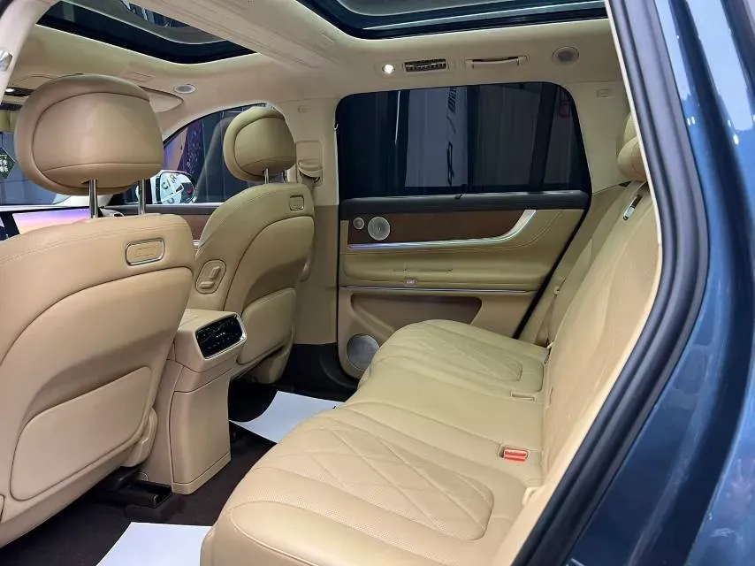 2024 AITO AITO M9 1.5T 152HP L4 REEV 42KWH,autocango,china used car exporter,china ev exporter,chinese used car exporter,chinese used ev exporter