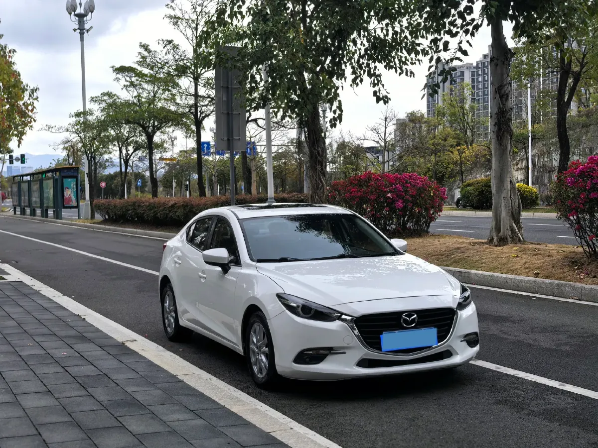 2017 Mazda 3 Axela 1.5L 117HP L4 6AT,autocango,china used car exporter,china ev exporter,chinese used car exporter,chinese used ev exporter