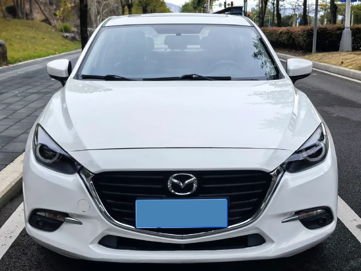 2017 Mazda 3 Axela 1.5L 117HP L4 6AT,autocango,china used car exporter,china ev exporter,chinese used car exporter,chinese used ev exporter