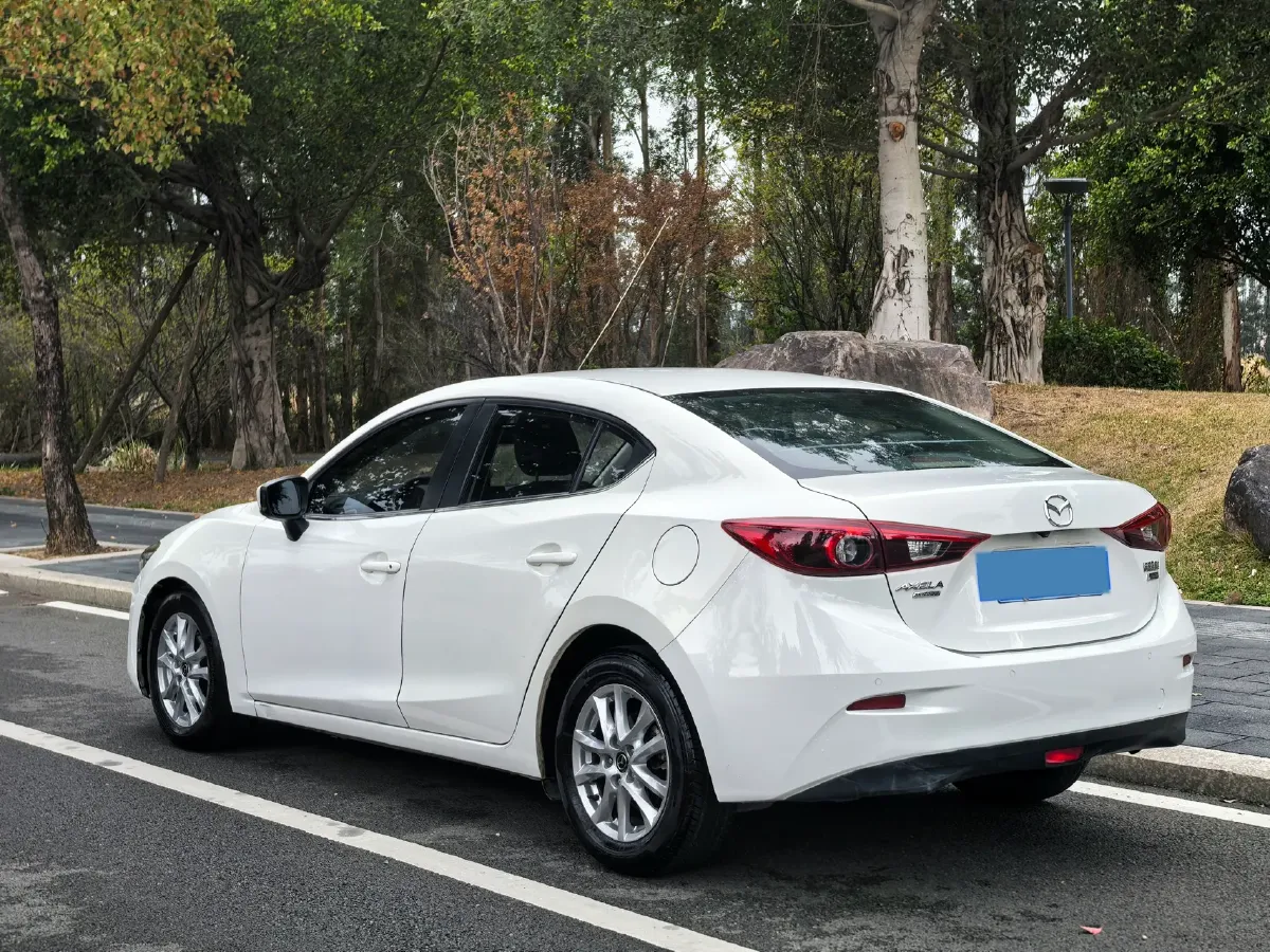 2017 Mazda 3 Axela 1.5L 117HP L4 6AT,autocango,china used car exporter,china ev exporter,chinese used car exporter,chinese used ev exporter