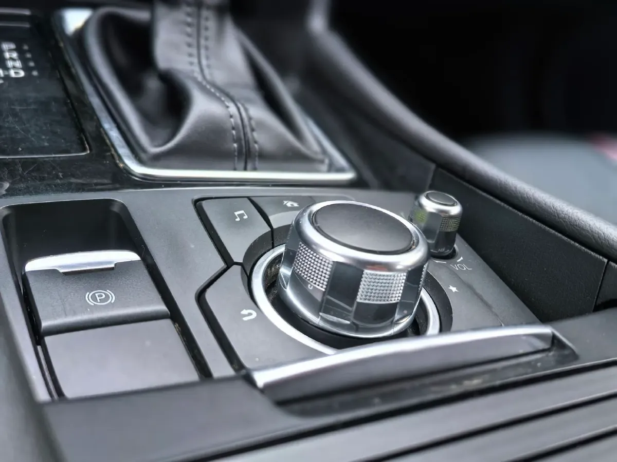 2017 Mazda 3 Axela 1.5L 117HP L4 6AT,autocango,china used car exporter,china ev exporter,chinese used car exporter,chinese used ev exporter