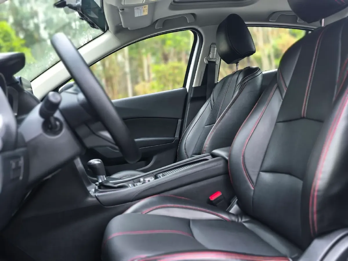 2017 Mazda 3 Axela 1.5L 117HP L4 6AT,autocango,china used car exporter,china ev exporter,chinese used car exporter,chinese used ev exporter