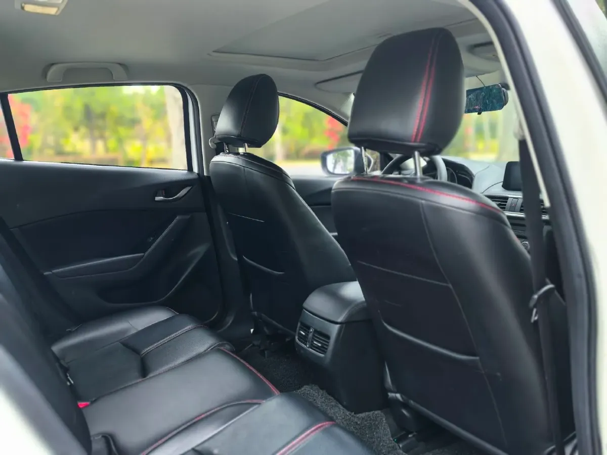 2017 Mazda 3 Axela 1.5L 117HP L4 6AT,autocango,china used car exporter,china ev exporter,chinese used car exporter,chinese used ev exporter