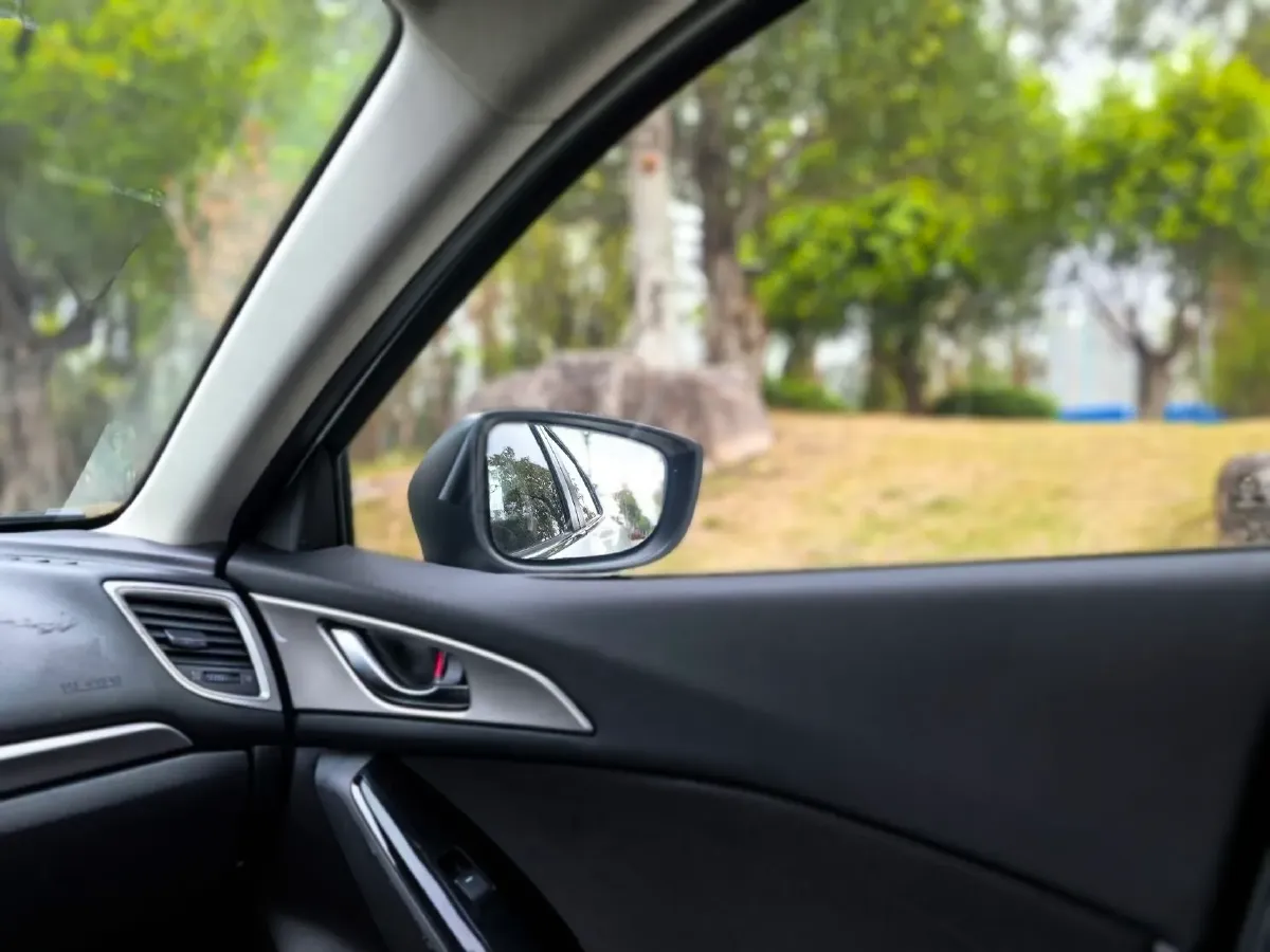 2017 Mazda 3 Axela 1.5L 117HP L4 6AT,autocango,china used car exporter,china ev exporter,chinese used car exporter,chinese used ev exporter