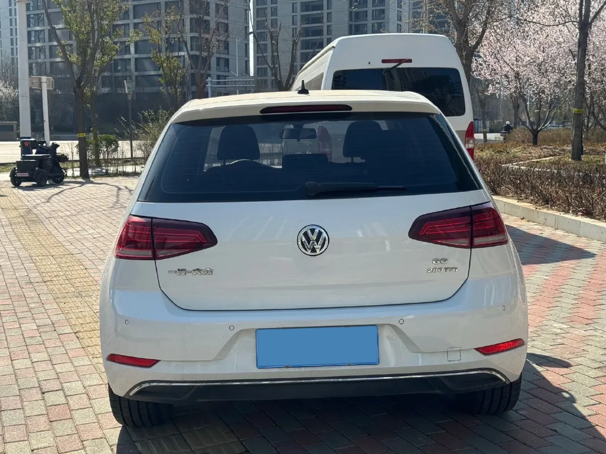 2020 Volkswagen Golf 1.4T 150HP L4 7DCT,autocango,china used car exporter,china ev exporter,chinese used car exporter,chinese used ev exporter
