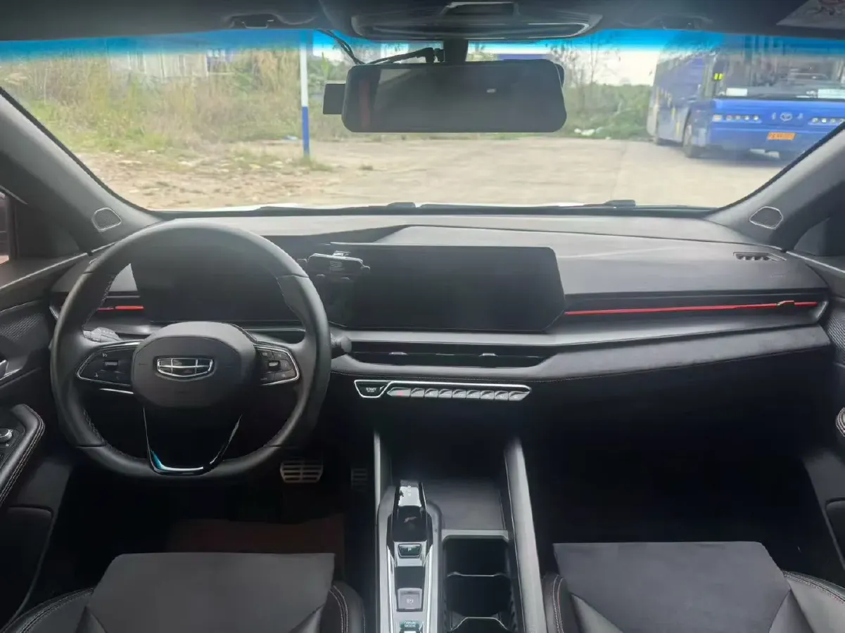 2022 Geely Binray 1.5T 181HP L4 7DCT,autocango,china used car exporter,china ev exporter,chinese used car exporter,chinese used ev exporter