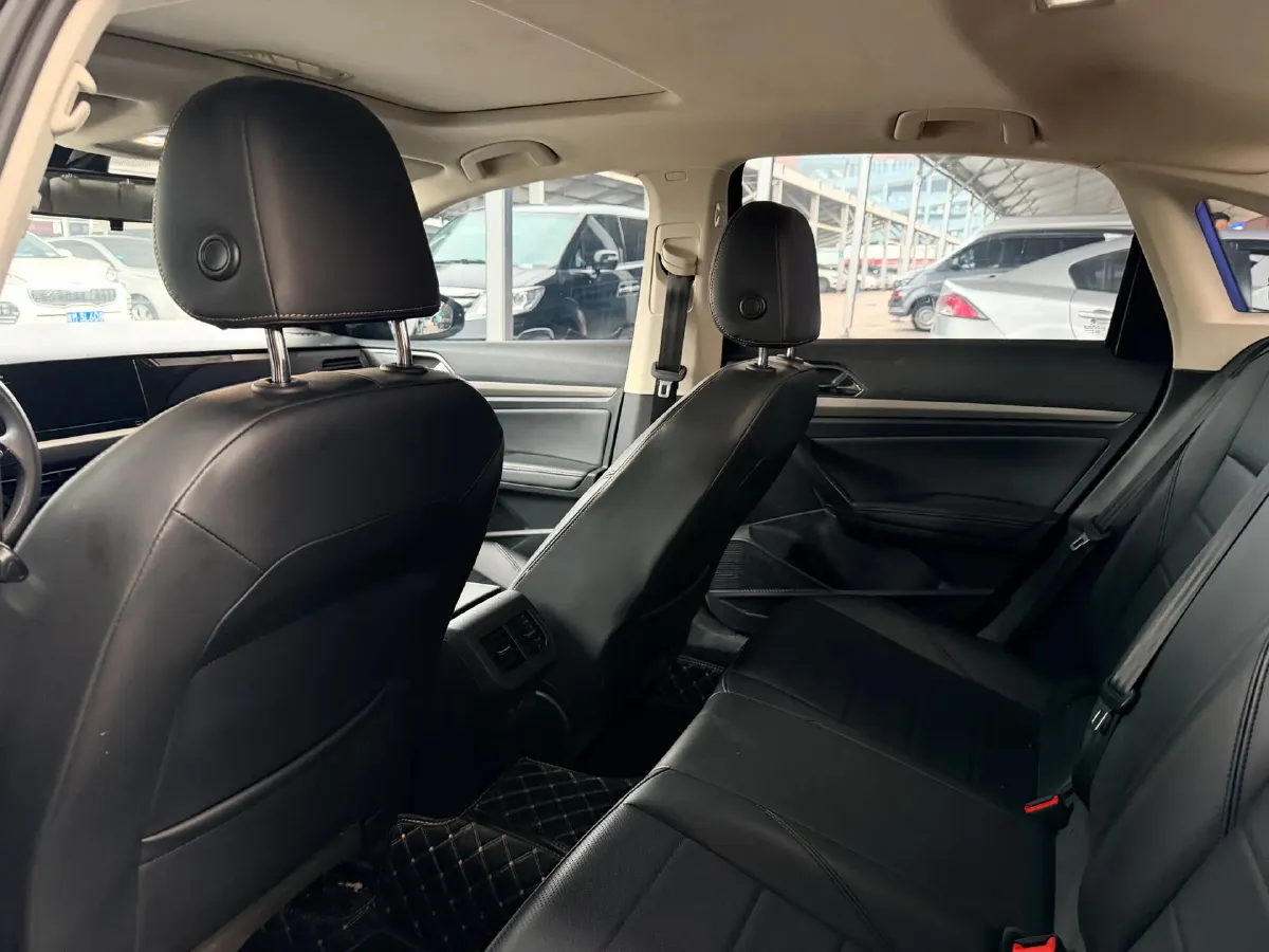 2021 Volkswagen Lavida 1.5L 113HP L4 6AT,autocango,china used car exporter,china ev exporter,chinese used car exporter,chinese used ev exporter