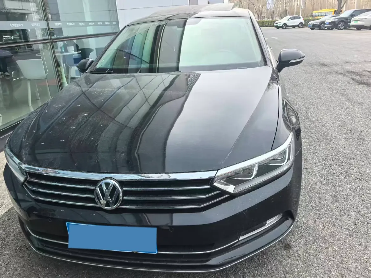 2018 Volkswagen Magotan 1.8T 180HP L4 7DCT,autocango,china used car exporter,china ev exporter,chinese used car exporter,chinese used ev exporter