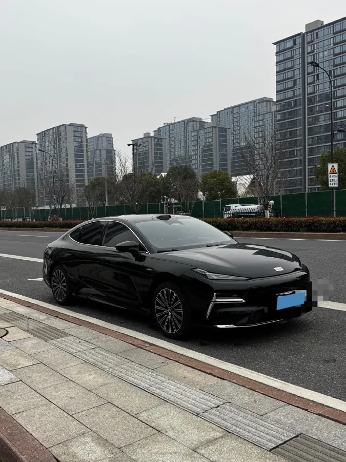 2025 Geely Galaxy Starshine 8 1.5T 163HP L4 3DHT PHEV 27.69KWH,autocango,china used car exporter,china ev exporter,chinese used car exporter,chinese used ev exporter