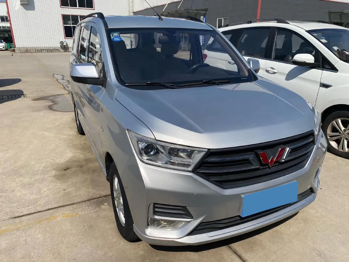 2019 WuLing HongGuang 1.5L 99HP L4 6MT,autocango,china used car exporter,china ev exporter,chinese used car exporter,chinese used ev exporter