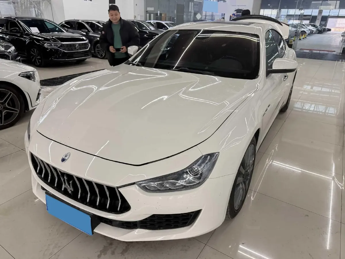 2018 Maserati Ghibli 3.0T 350HP V6 8AT,autocango,china used car exporter,china ev exporter,chinese used car exporter,chinese used ev exporter
