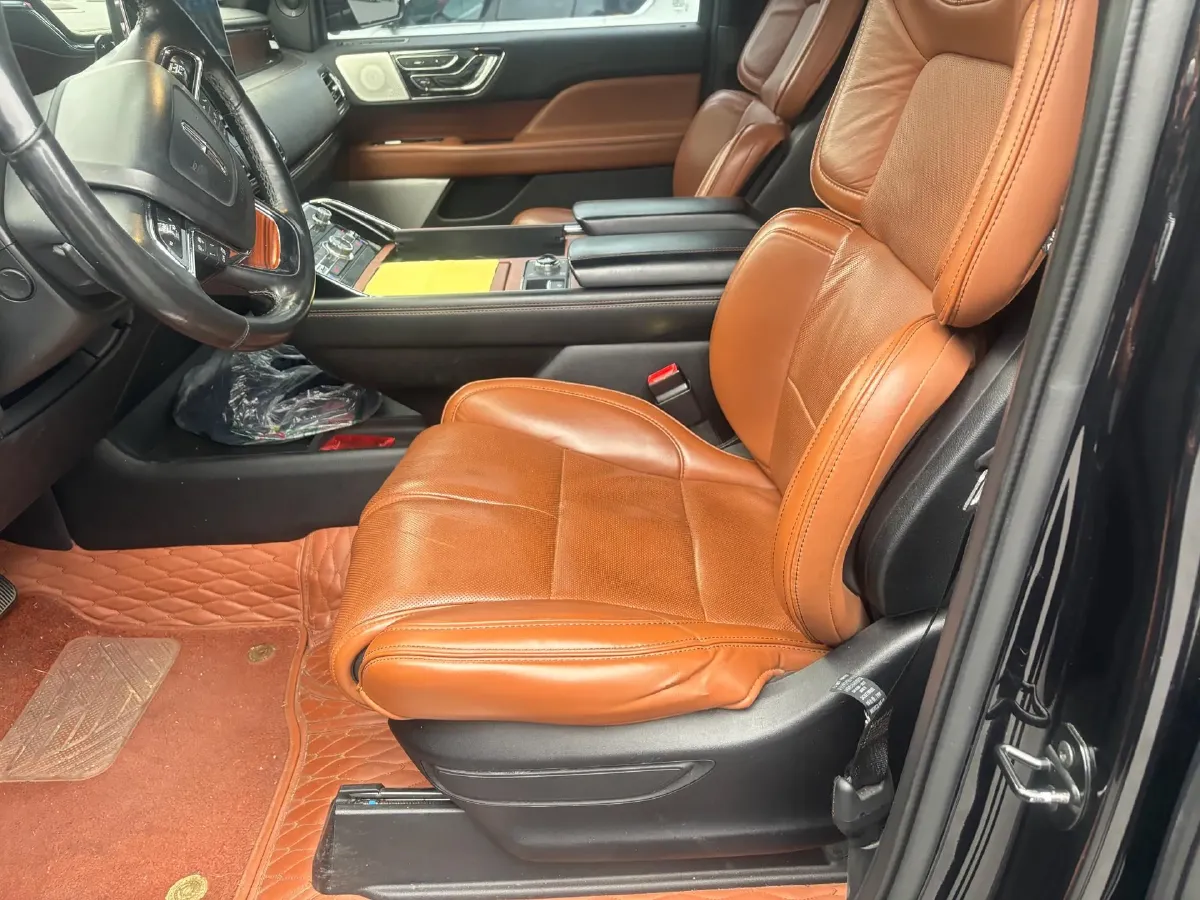 2019 Lincoln Navigator 3.5T 388HP V6 10AT,autocango,china used car exporter,china ev exporter,chinese used car exporter,chinese used ev exporter