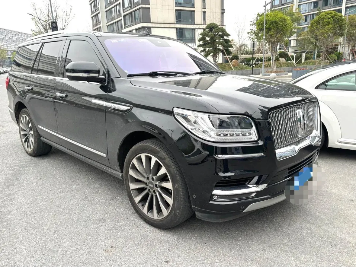 2019 Lincoln Navigator 3.5T 388HP V6 10AT,autocango,china used car exporter,china ev exporter,chinese used car exporter,chinese used ev exporter