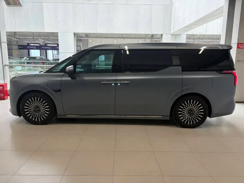 2024 Zeekr 009 BEV 108KWH,autocango,china used car exporter,china ev exporter,chinese used car exporter,chinese used ev exporter