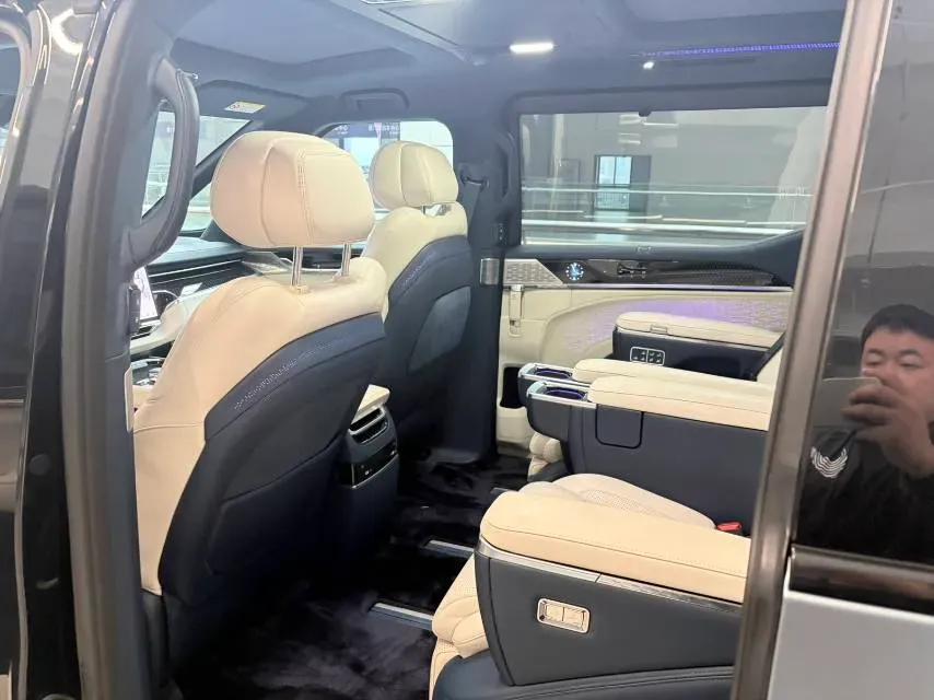 2024 Zeekr 009 BEV 108KWH,autocango,china used car exporter,china ev exporter,chinese used car exporter,chinese used ev exporter