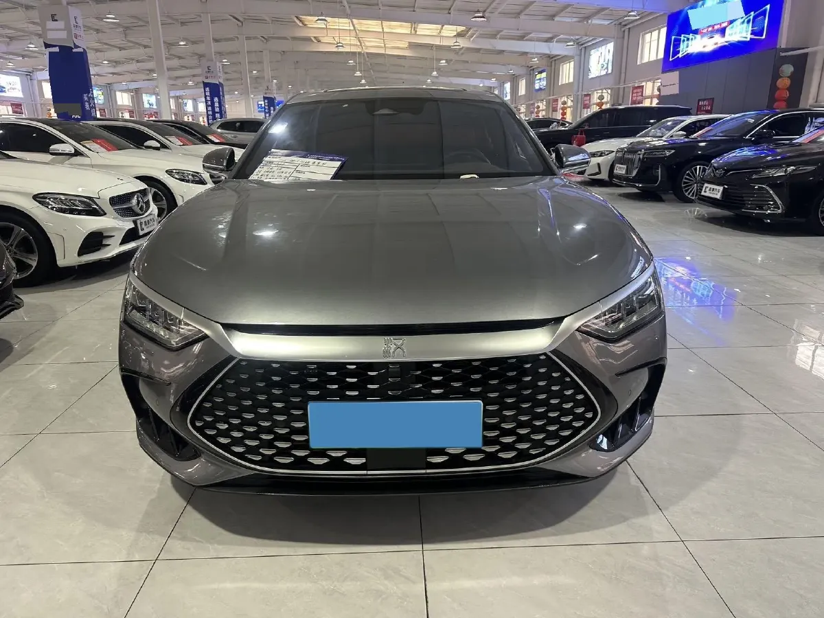 2022 Volkswagen Tiguan L 2.0T 186HP L4 7DCT,autocango,china used car exporter,china ev exporter,chinese used car exporter,chinese used ev exporter