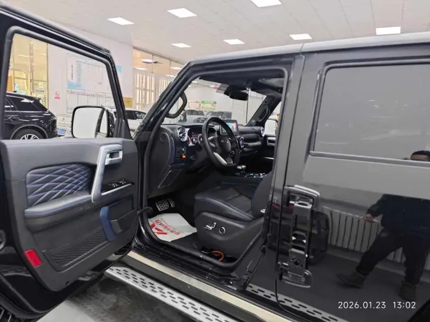2023 Beijing BJ40 2.0T 224HP L4 8AT,autocango,china used car exporter,china ev exporter,chinese used car exporter,chinese used ev exporter