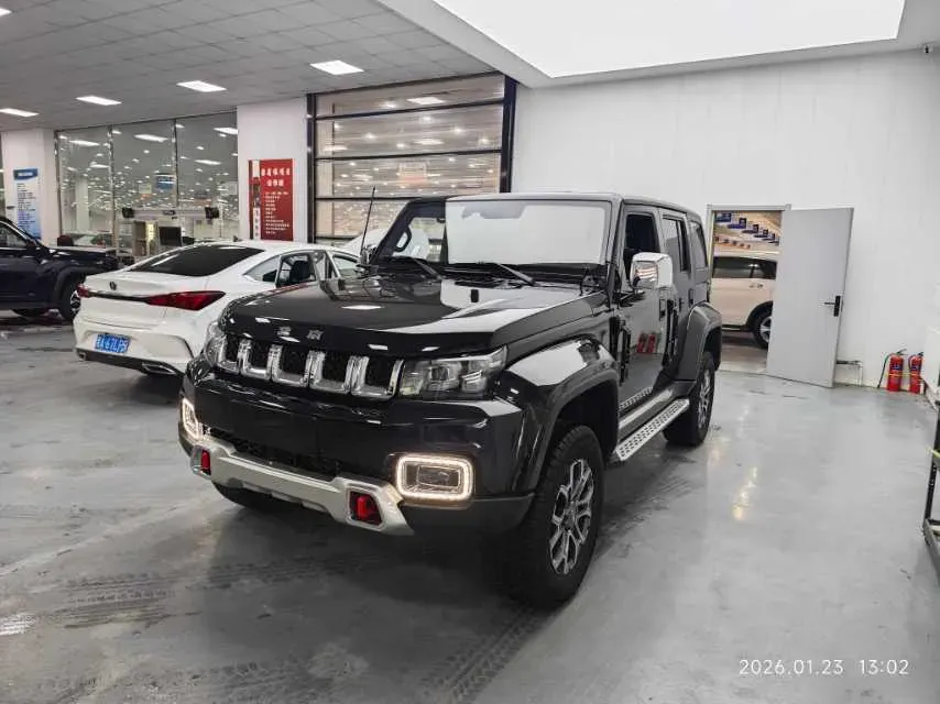 2023 Beijing BJ40 2.0T 224HP L4 8AT,autocango,china used car exporter,china ev exporter,chinese used car exporter,chinese used ev exporter