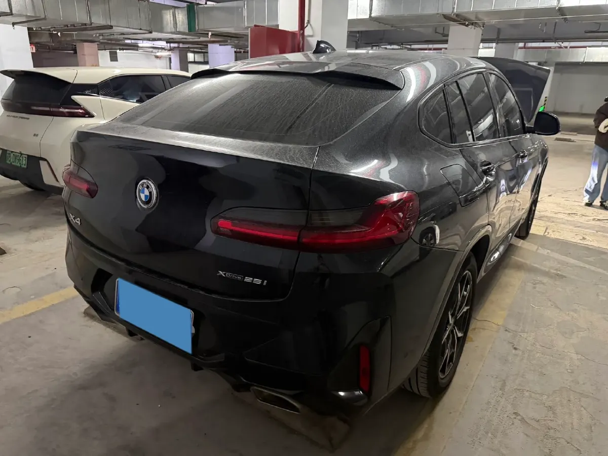 2021 BMW X4 2.0T 184HP L4 8AT,autocango,china used car exporter,china ev exporter,chinese used car exporter,chinese used ev exporter