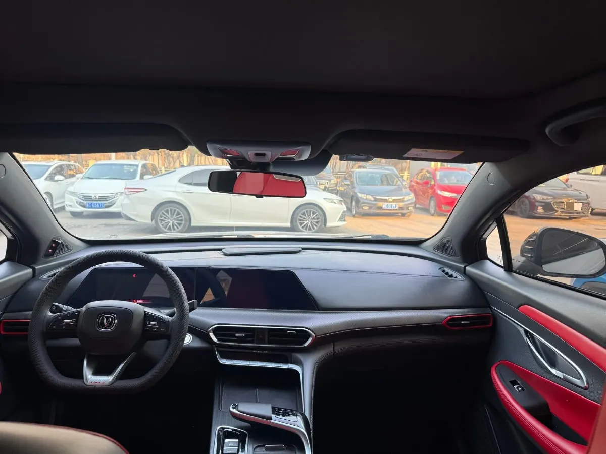 2020 ChangAn UNI-T 1.5T 180HP L4 7DCT,autocango,china used car exporter,china ev exporter,chinese used car exporter,chinese used ev exporter