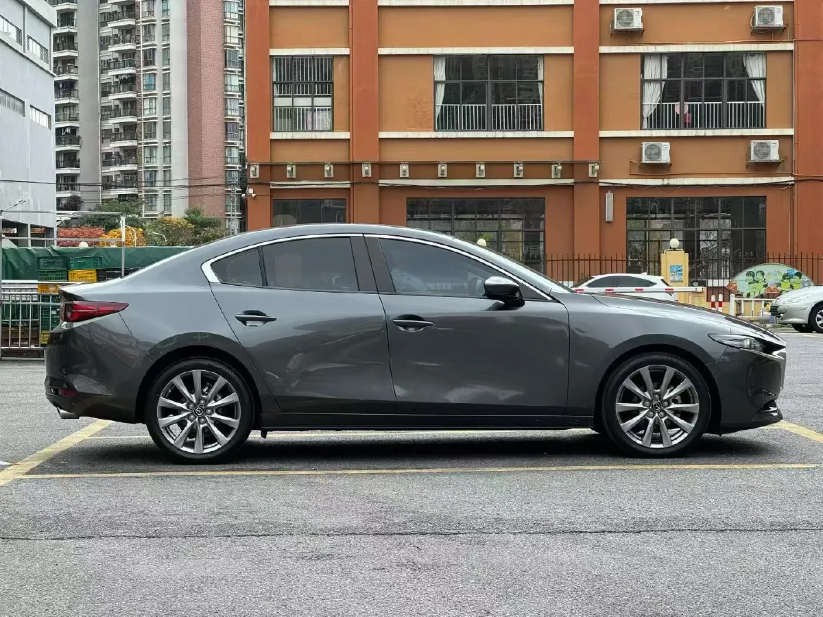 2022 Mazda 3 Axela 2.0L 158HP L4 6AT,autocango,china used car exporter,china ev exporter,chinese used car exporter,chinese used ev exporter