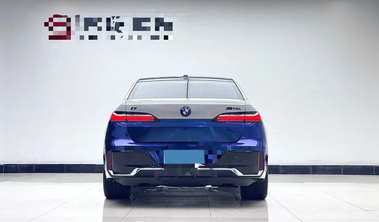 2023 BMW i7 BEV 101.7KWH,autocango,china used car exporter,china ev exporter,chinese used car exporter,chinese used ev exporter