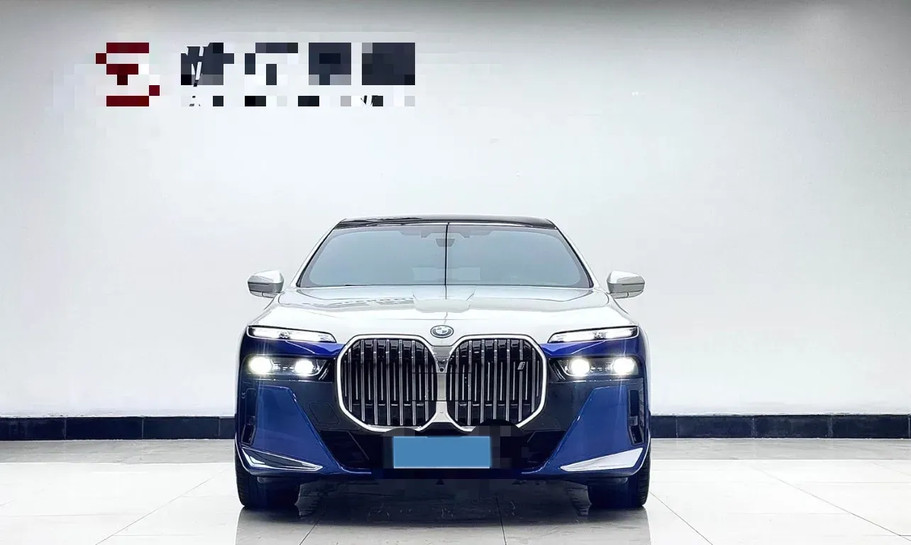 2023 BMW i7 BEV 101.7KWH,autocango,china used car exporter,china ev exporter,chinese used car exporter,chinese used ev exporter