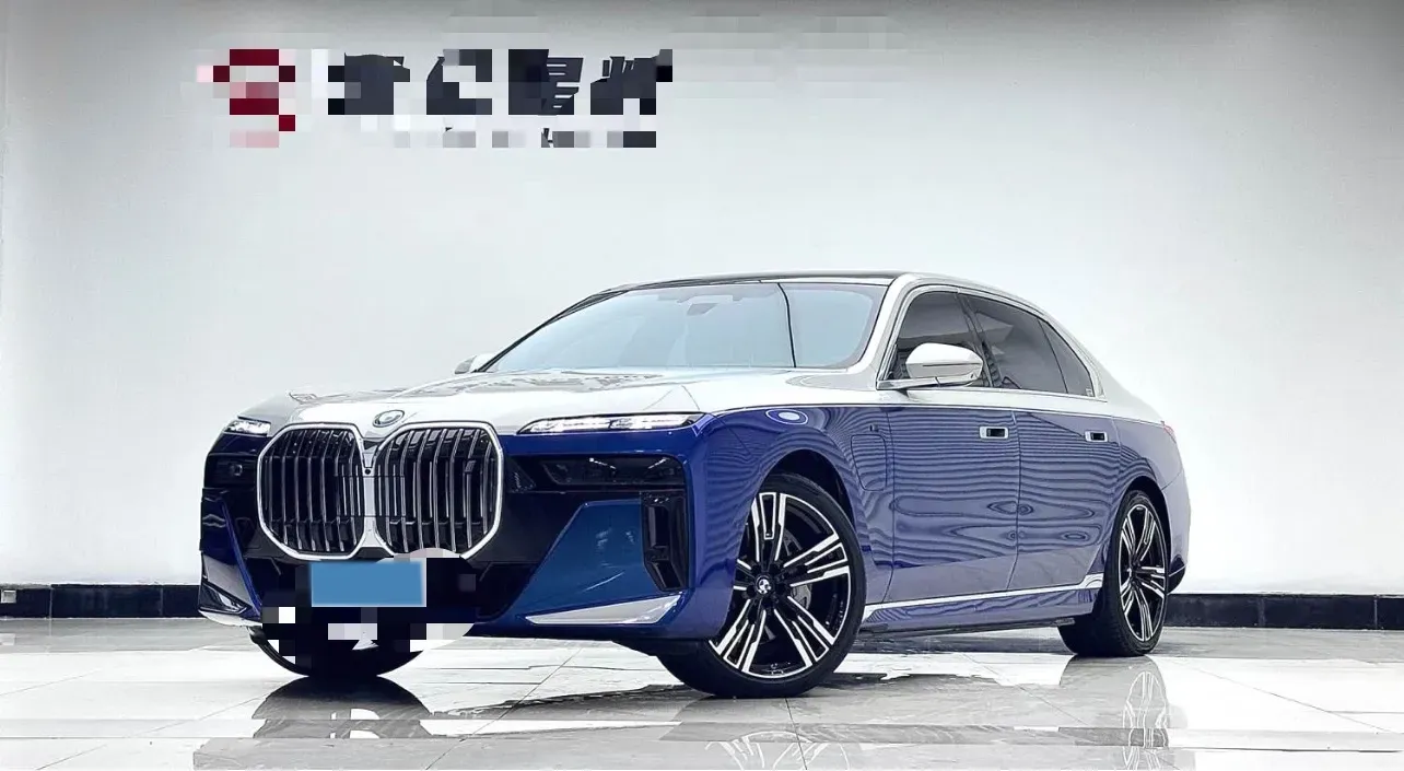 2023 BMW i7 BEV 101.7KWH,autocango,china used car exporter,china ev exporter,chinese used car exporter,chinese used ev exporter