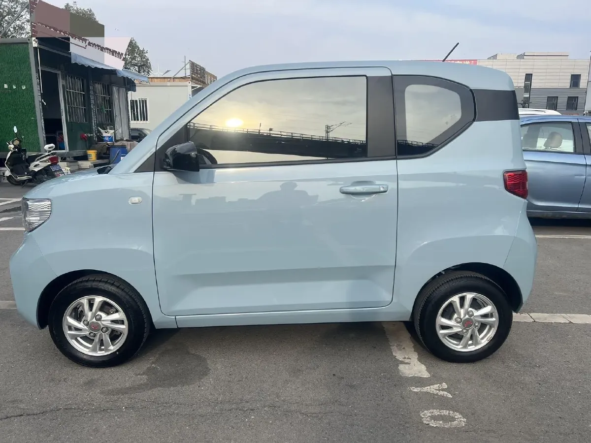 2021 WuLing HongGuang MINI EV BEV 13.8KWH,autocango,china used car exporter,china ev exporter,chinese used car exporter,chinese used ev exporter